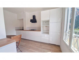 Vente
Appartement 3 Pièce(s) 68 m² à vendre