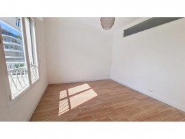 Vente
Appartement 3 Pièce(s) 68 m² à vendre