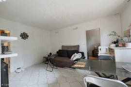 
                                                                                        Vente
                                                                                         Appartement 3 pièces 53,48m² parking + cave