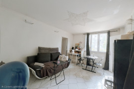 
                                                                                        Vente
                                                                                         Appartement 3 pièces 53,48m² parking + cave