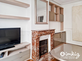 
                                                                                        Vente
                                                                                         Appartement 3 pièces 53 m² Paris 18 ème