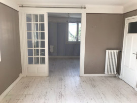 
                                                                                        Vente
                                                                                         Appartement 3 pièces 56 m² Clamart (92140)