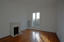 
                                                                                        Location
                                                                                         Appartement 3 pièces 60 m2 avec balcon