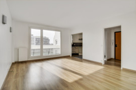 
                                                                                        Location
                                                                                         Appartement 3 pièces