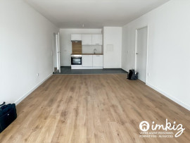 
                                                                                        Vente
                                                                                         Appartement 3 pièces