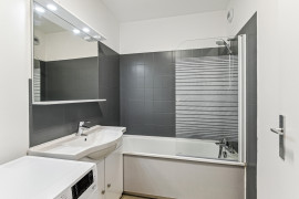 
                                                                                        Location
                                                                                         Appartement 3 pièces