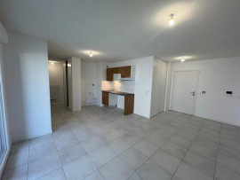 
                                                                                        Location
                                                                                         Appartement 3 pièces