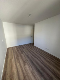 
                                                                                        Location
                                                                                         Appartement 3 pièces