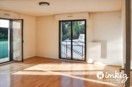 
                                                                                        Vente
                                                                                         Appartement 3 pièces 70 m² 2 places de parking