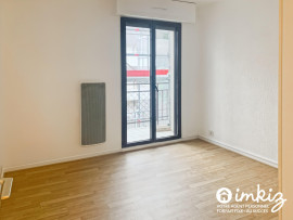 
                                                                                        Vente
                                                                                         Appartement 3 pièces 70 m² 2 places de parking
