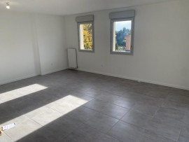 
                                                                                        Location
                                                                                         appartement 3 pièces 70 m²