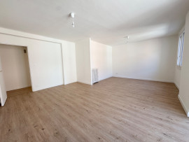 
                                                                                        Vente
                                                                                         Appartement 3 pièces - 80m2 - Port Saint Sauveur