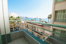 Vente
Appartement 3 pieces a vendre Nice Promenade des anglais au calme avec VUE MER