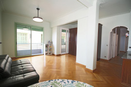 Vente
Appartement 3 pieces a vendre Nice Promenade des anglais au calme avec VUE MER