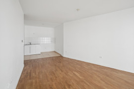 
                                                                                        Vente
                                                                                         Appartement 3 pièces avec balcon