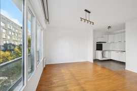 
                                                                                        Vente
                                                                                         Appartement 3 pièces avec balcon - Asnières