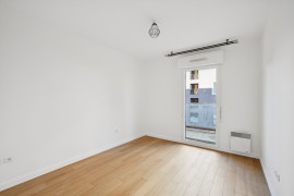 
                                                                                        Vente
                                                                                         Appartement 3 pièces avec balcon - Asnières