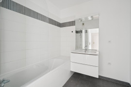 
                                                                                        Vente
                                                                                         Appartement 3 pièces avec balcon - Asnières