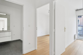 
                                                                                        Vente
                                                                                         Appartement 3 pièces avec balcon - Asnières