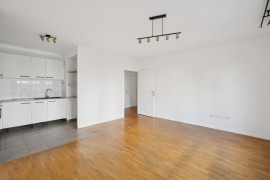 
                                                                                        Vente
                                                                                         Appartement 3 pièces avec balcon - Asnières