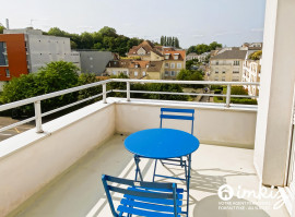 Vente
Appartement 3 pièces avec balcon, cave et parking