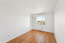 Vente
Appartement 3 pièces avec balcon - Cergy