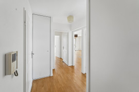 
                                                                                        Vente
                                                                                         Appartement 3 pièces avec balcon - Cergy