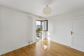
                                                                                        Vente
                                                                                         Appartement 3 pièces avec balcon - Cergy