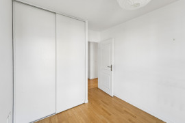
                                                                                        Vente
                                                                                         Appartement 3 pièces avec balcon - Cergy