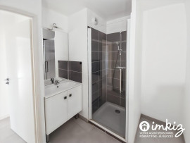 
                                                                                        Vente
                                                                                         Appartement 3 pièces avec balcon et 2 parkings