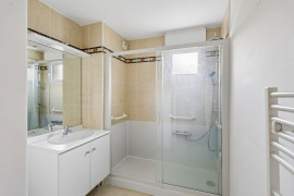 
                                                                                        Vente
                                                                                         APPARTEMENT 3 PIECES AVEC BALCON ET PARKING