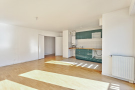 Vente
Appartement 3 pièces avec balcon plein Sud !
