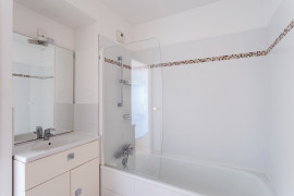 Vente
Appartement 3 pièces avec balcon plein Sud !