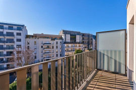 Vente
Appartement 3 pièces avec balcon plein Sud !