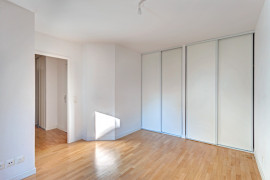 Vente
Appartement 3 pièces avec balcon plein Sud !