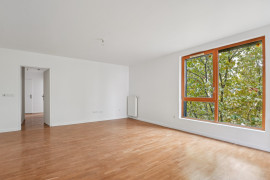 
                                                                                        Vente
                                                                                         Appartement 3 pièces avec balcon - Saint-Ouen