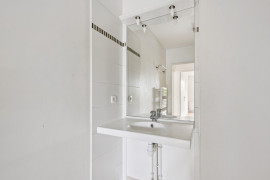 
                                                                                        Vente
                                                                                         Appartement 3 pièces avec balcon - Saint-Ouen