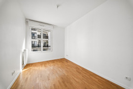 
                                                                                        Vente
                                                                                         Appartement 3 pièces avec balcon - Suresnes