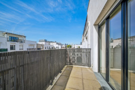 
                                                                                        Vente
                                                                                         Appartement 3 pièces avec balcon - Suresnes