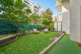 
                                                                                        Vente
                                                                                         Appartement 3 pièces en Rez-de-Jardin - Suresnes