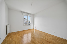 
                                                                                        Vente
                                                                                         Appartement 3 pièces avec balcon - Suresnes
