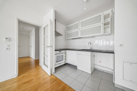 
                                                                                        Vente
                                                                                         Appartement 3 pièces avec balcon - Suresnes