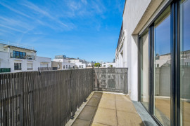 
                                                                                        Vente
                                                                                         Appartement 3 pièces avec balcon - Suresnes