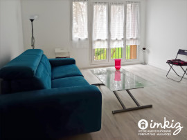 
                                                                                        Vente
                                                                                         Appartement 3 pièces avec box et cave