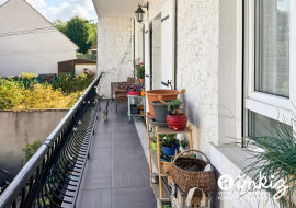 
                                                                                        Vente
                                                                                         Appartement 3 pièces avec jardin calme et lumineux