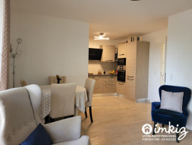 Vente
Appartement 3 pièces avec loggia et parking