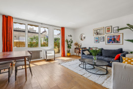 
                                                                                        Vente
                                                                                         Appartement 3 pièces avec terrasse - Dernier étage