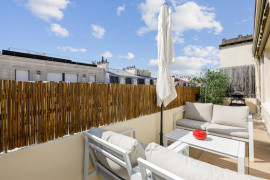 
                                                                                        Vente
                                                                                         Appartement 3 pièces avec terrasse - Dernier étage