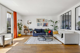 
                                                                                        Vente
                                                                                         Appartement 3 pièces avec terrasse - Dernier étage