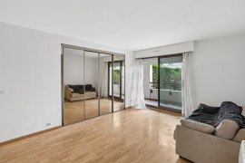
                                                                                        Vente
                                                                                         Appartement 3 pièces avec terrasse - Levallois